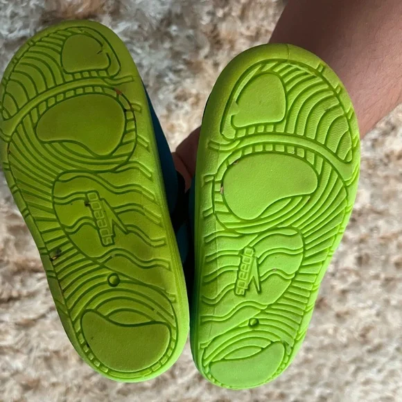 Little kids water shoes - Picture 2 of 7